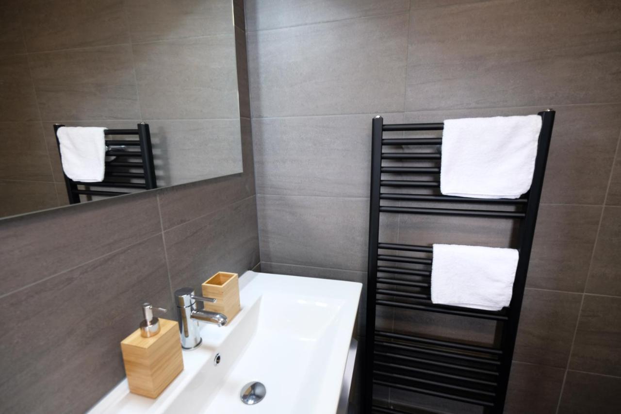 Fantastic 90M2 Two-Bedroom Apartment With Terrace - Wa7B Tiel Zewnętrze zdjęcie